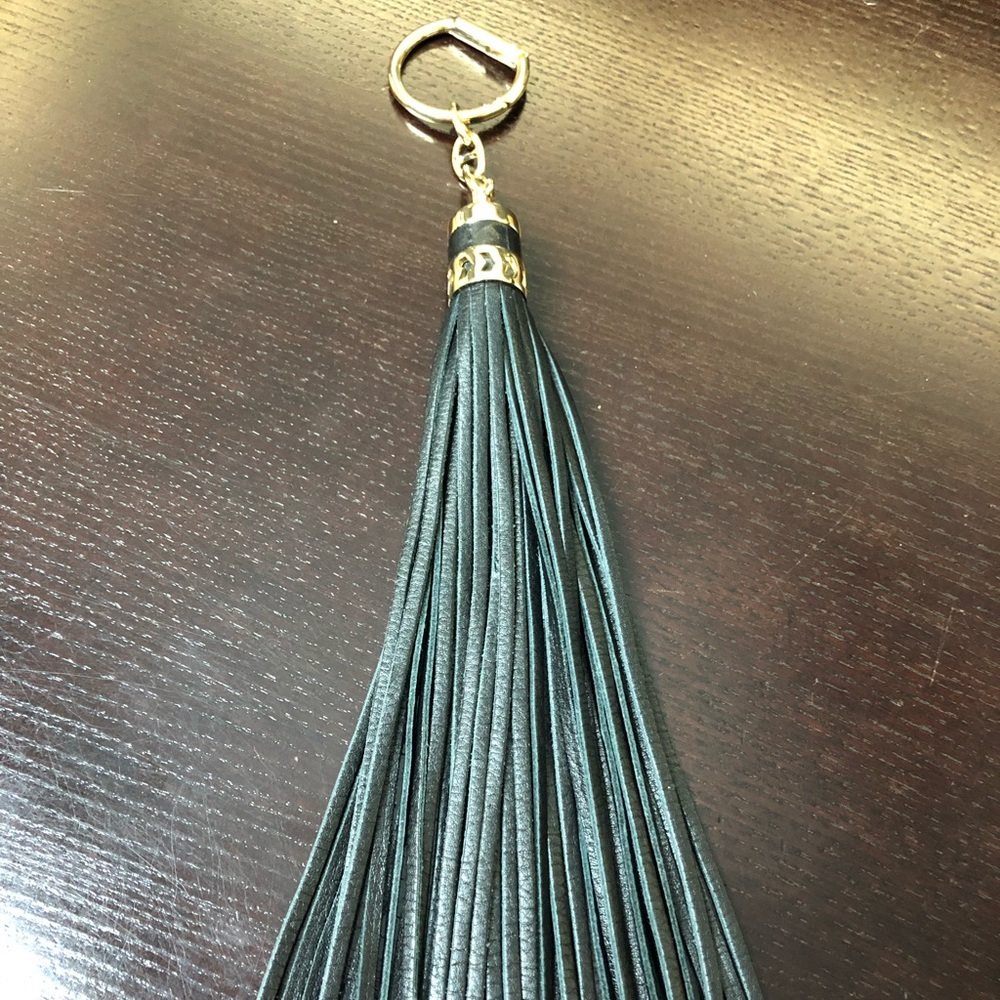 Stella & Dot genuine leather tassel clip
